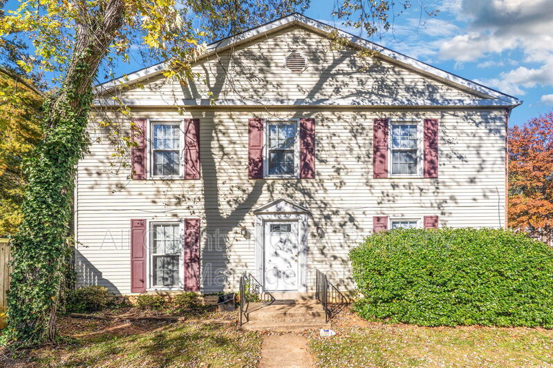 Foto principal - 4529 Canary Ct