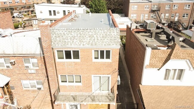 Foto del edificio - 59-27-5971 71st St