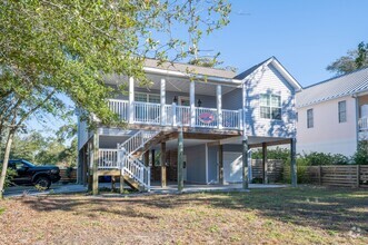 Building Photo - 4502 E Oak Island Dr