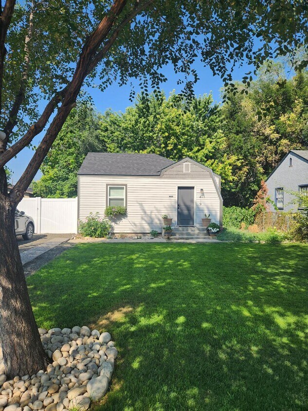 Close to NNU! Apartment for Rent in Nampa, ID