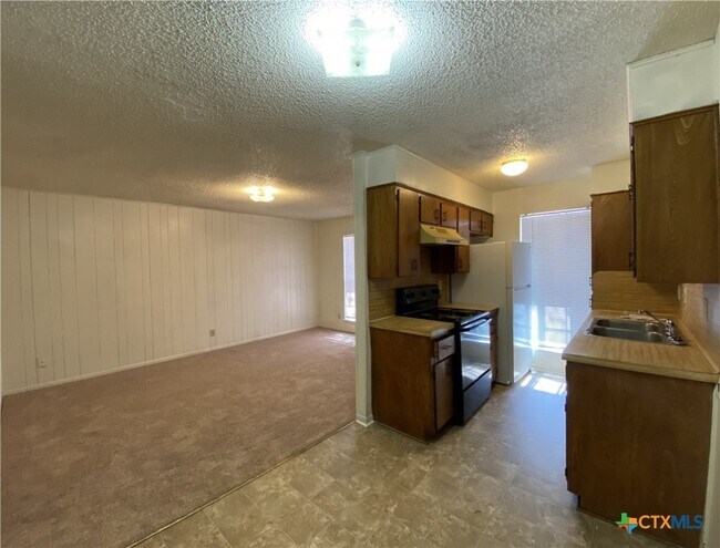 Foto del edificio - 1105 Parmer Ave