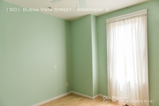 Foto del edificio - 1501 Buena Vista St