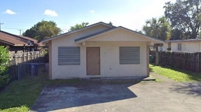 Building Photo - 2904 NW 94th St