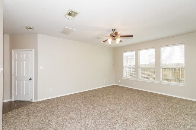 Building Photo - 12015 Gregory Crossing Way