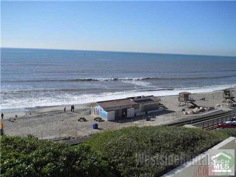 Primary Photo - 121 Boca De La Playa
