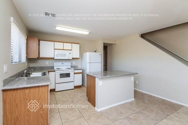 Foto del edificio - 2066 E Spruce Dr