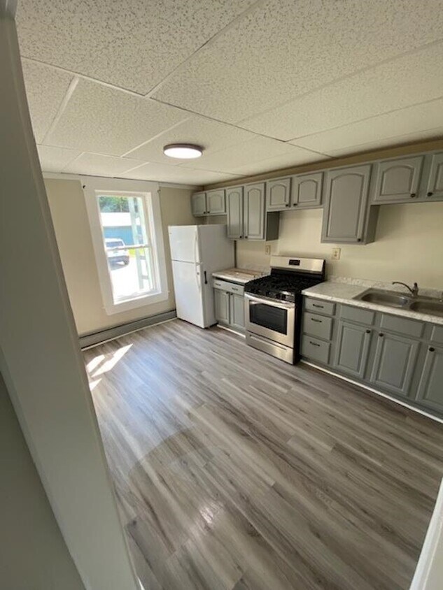 Foto principal - 2191 Dartmouth College Hwy
