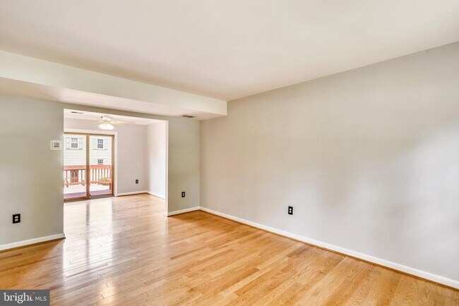 Building Photo - 242 Watts Branch Pkwy