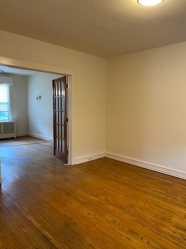 Building Photo - Apt. 1