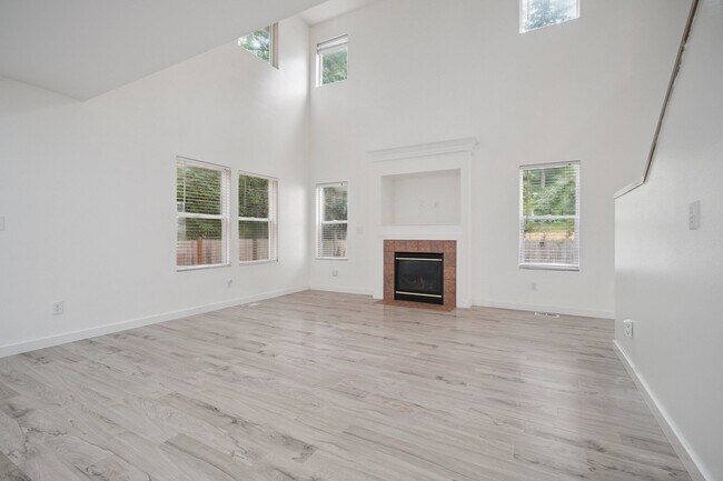 Foto del edificio - 4928 153rd Pl SE