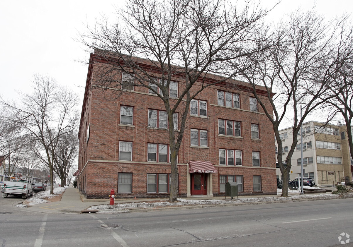 Building Photo - 150 W Gorham St
