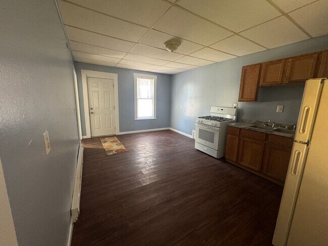 Foto del edificio - 120 N Main St