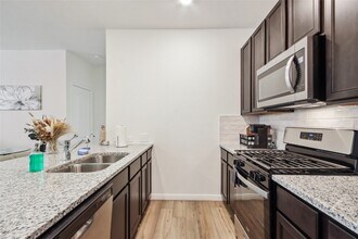 Building Photo - 2877 Grand Anse Dr