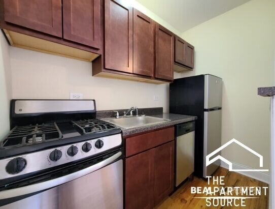 Photo - 818 W Diversey Pkwy Apartment