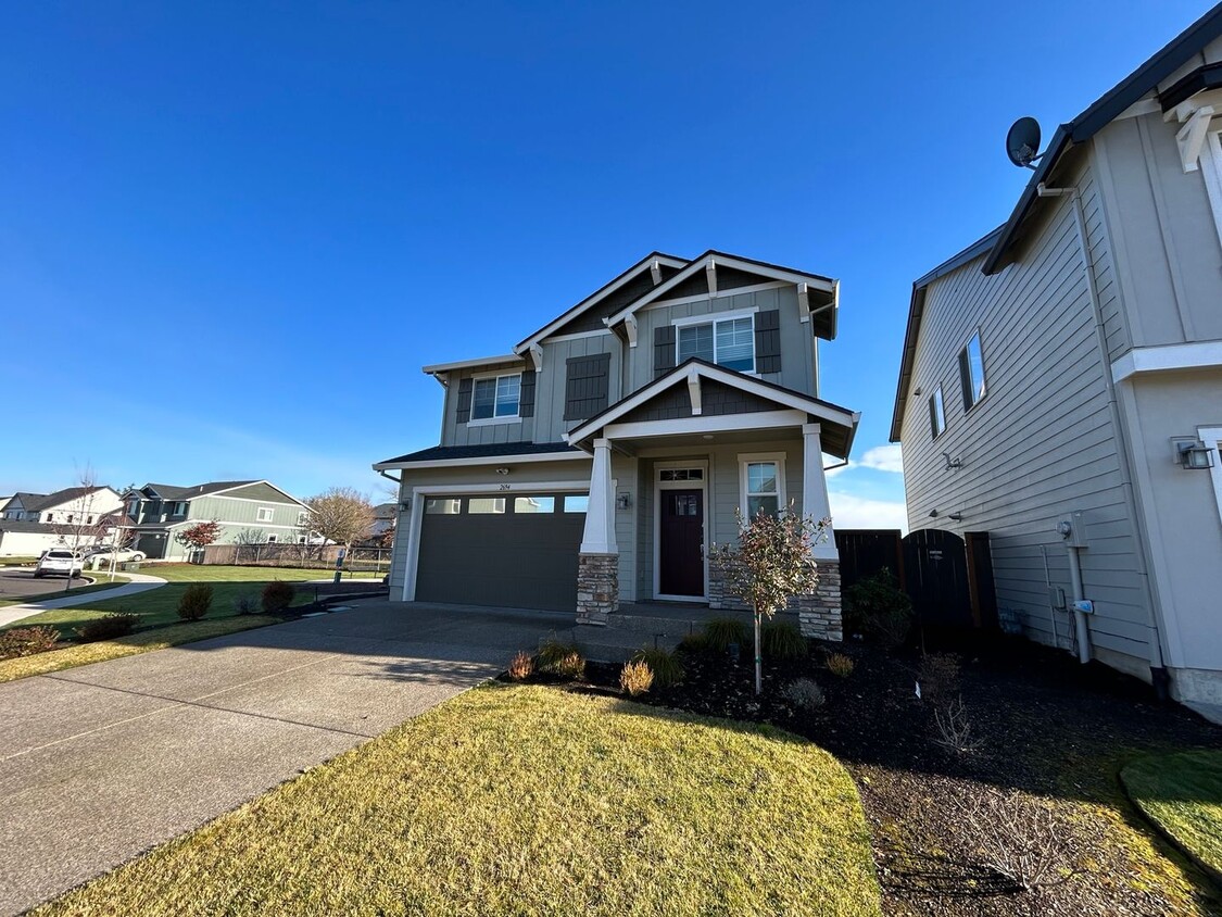 Primary Photo - Newly Built 4 Bed, 2.5 Bath Custom Home in...