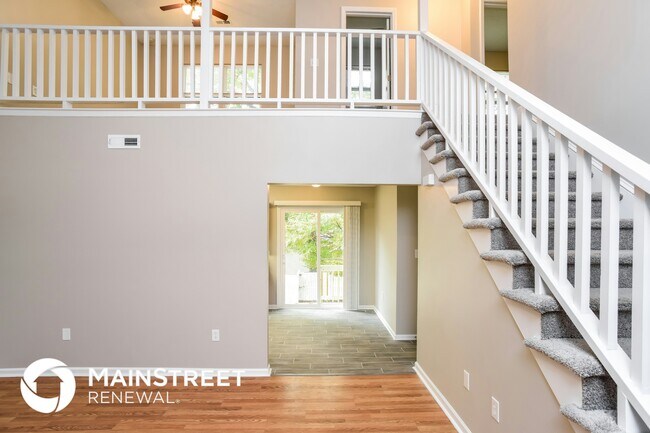Foto del edificio - 9601 Farmridge Ln