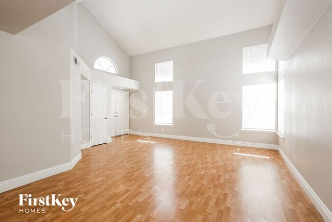 Building Photo - 9349 Magic Flower Ave