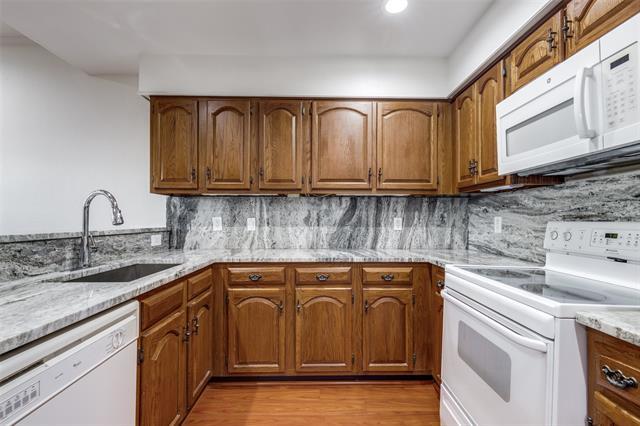 Foto del edificio - 5100 Verde Valley Ln