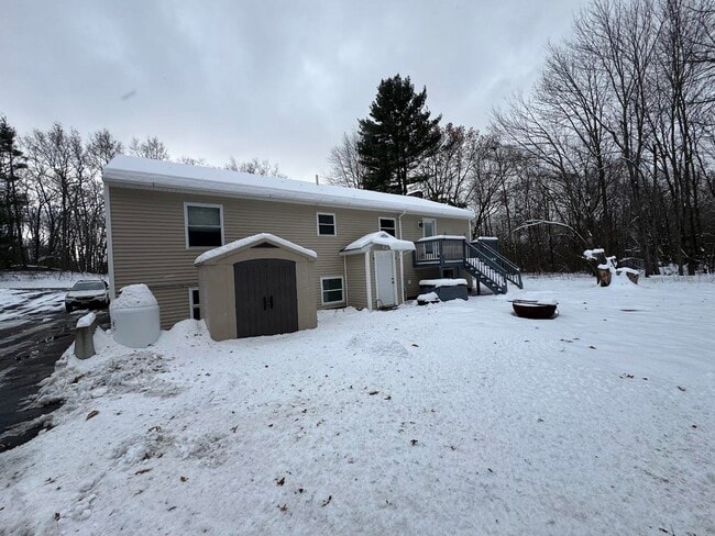 Building Photo - 240 Leda Ave