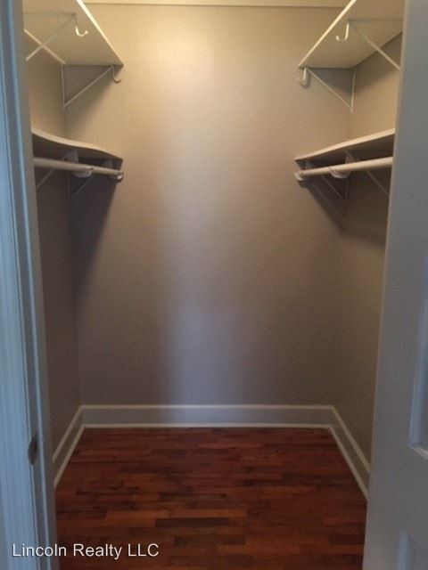 Building Photo - 1 br, 1 bath House - 1019 W. Alden Ave