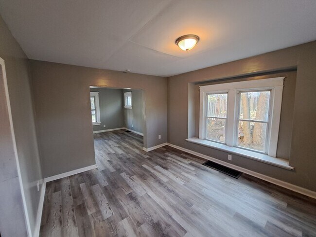 Foto del edificio - 734 Meek St