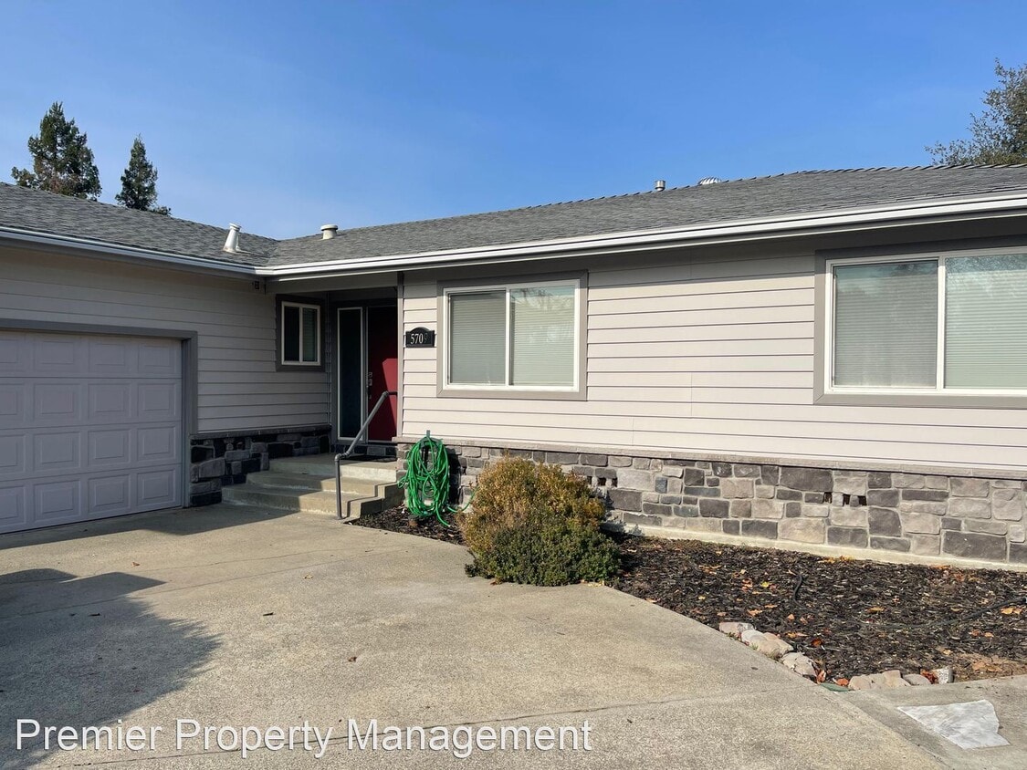 Primary Photo - 3 br, 2 bath House - 5709 Connie Ct.