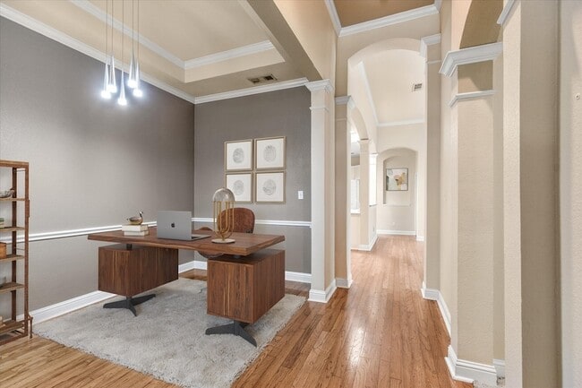 Foto del edificio - 8013 Springmoss Dr