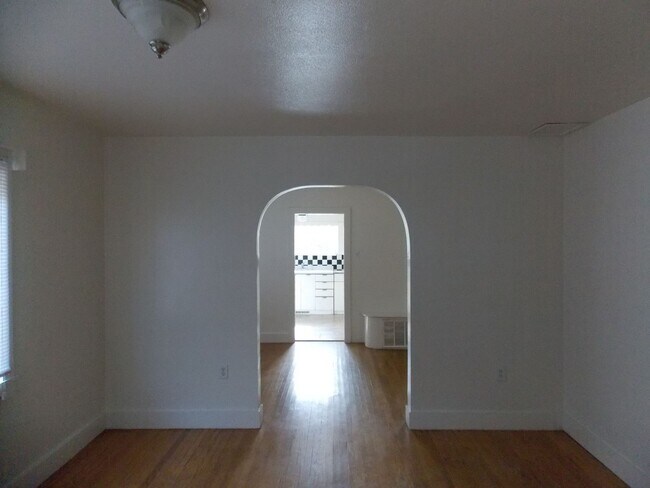 Foto del edificio - guest house, Avenues - close to downtown BC