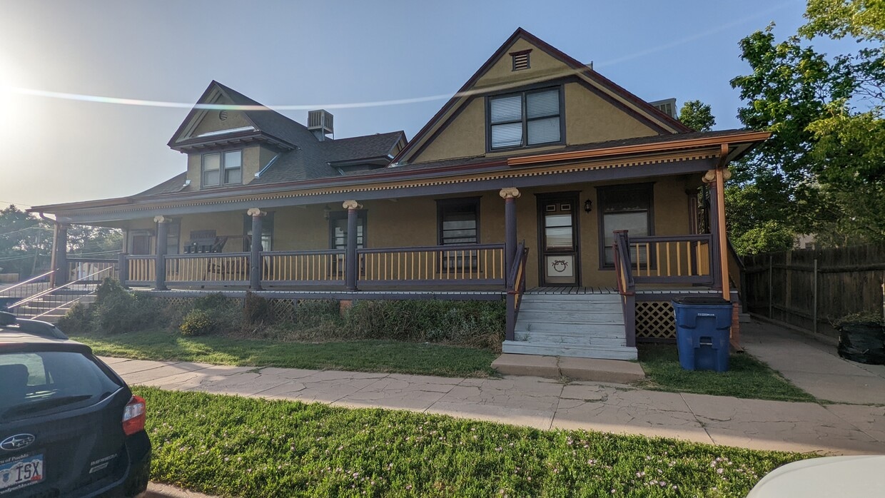 521 W 10th St, Pueblo, CO 81003 Apartments Pueblo, CO