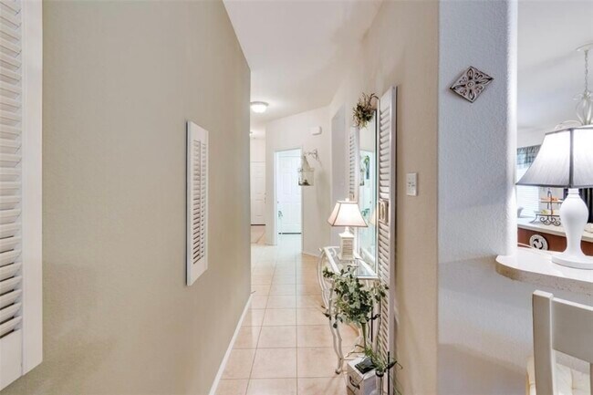 Foto del edificio - 20302 Mathis Landing Dr