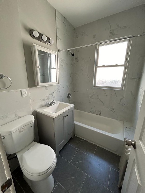 Building Photo - 100-102-102 Grand Ave