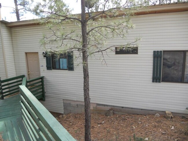 Building Photo - One Bedroom Home With Recent Updates