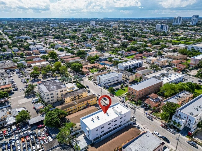Foto del edificio - 1534 NW 1st St