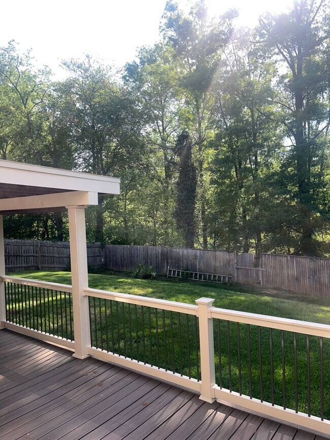 Building Photo - Updated 4BR/3BA Single Family in Joppa | Finished Basement | Garage + Off Street Parking | Centra...