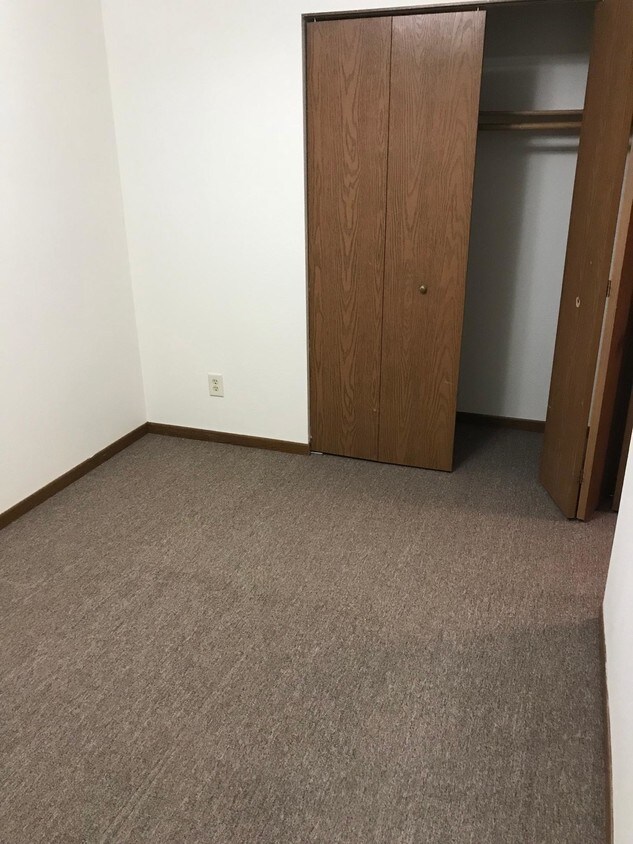 Foto principal - 1077 Apple Ave