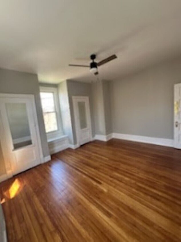 Foto del edificio - 4912 N Marvine St