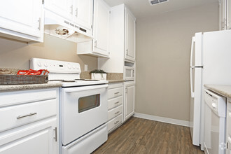 GREENBACK RIDGE APARTMENT HOMES photo'