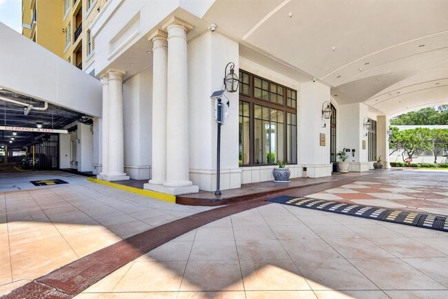 Building Photo - 345 Bayshore Blvd
