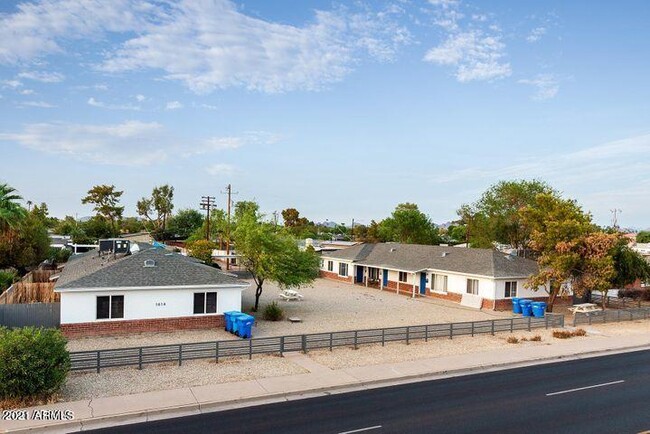 Building Photo - 1608 W Osborn Rd