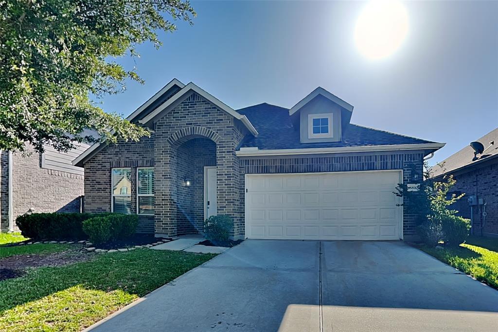 Foto principal - 8810 Chapada Highlands Dr