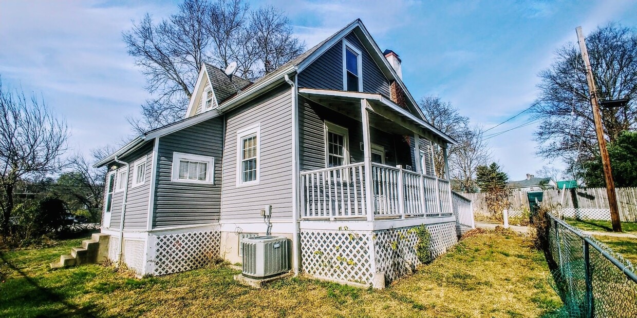 2-Bed House | Linwood-Mt. Lookout | Available NOW! - 2-Bed House | Linwood-Mt. Lookout | Available NOW!