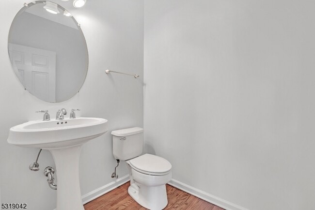 Foto del edificio - 16 Patriots Path