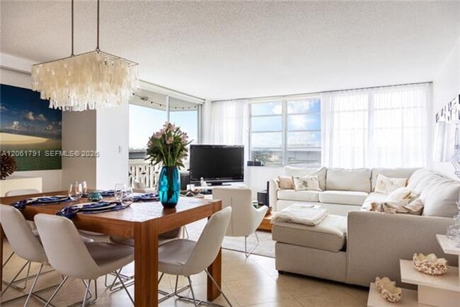Photo - 1817 S Ocean Dr cu-320 Apartment