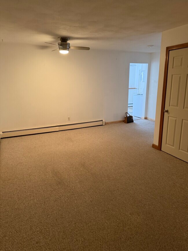 Foto del edificio - 2008 Mineral Spring Ave