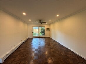 Building Photo - 9 Harbour Ln