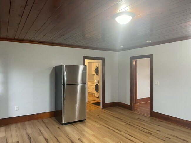 upgraded kitchen to bathroom flooring view - 4503 S Highway 242