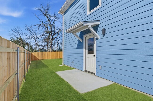 Foto del edificio - Modern Townhome for Rent – Modern Living at Its Best!