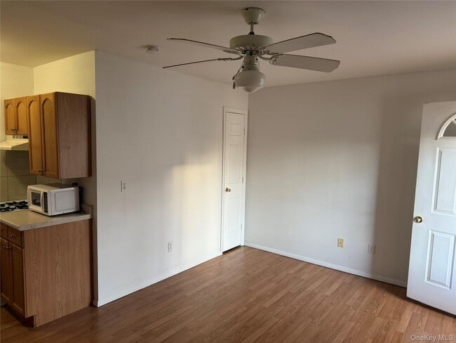 Building Photo - 15 Donald St