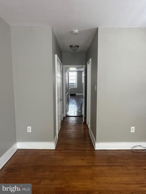 Building Photo - 308 Delancey St