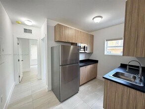 Building Photo - 1631 NW 3rd St